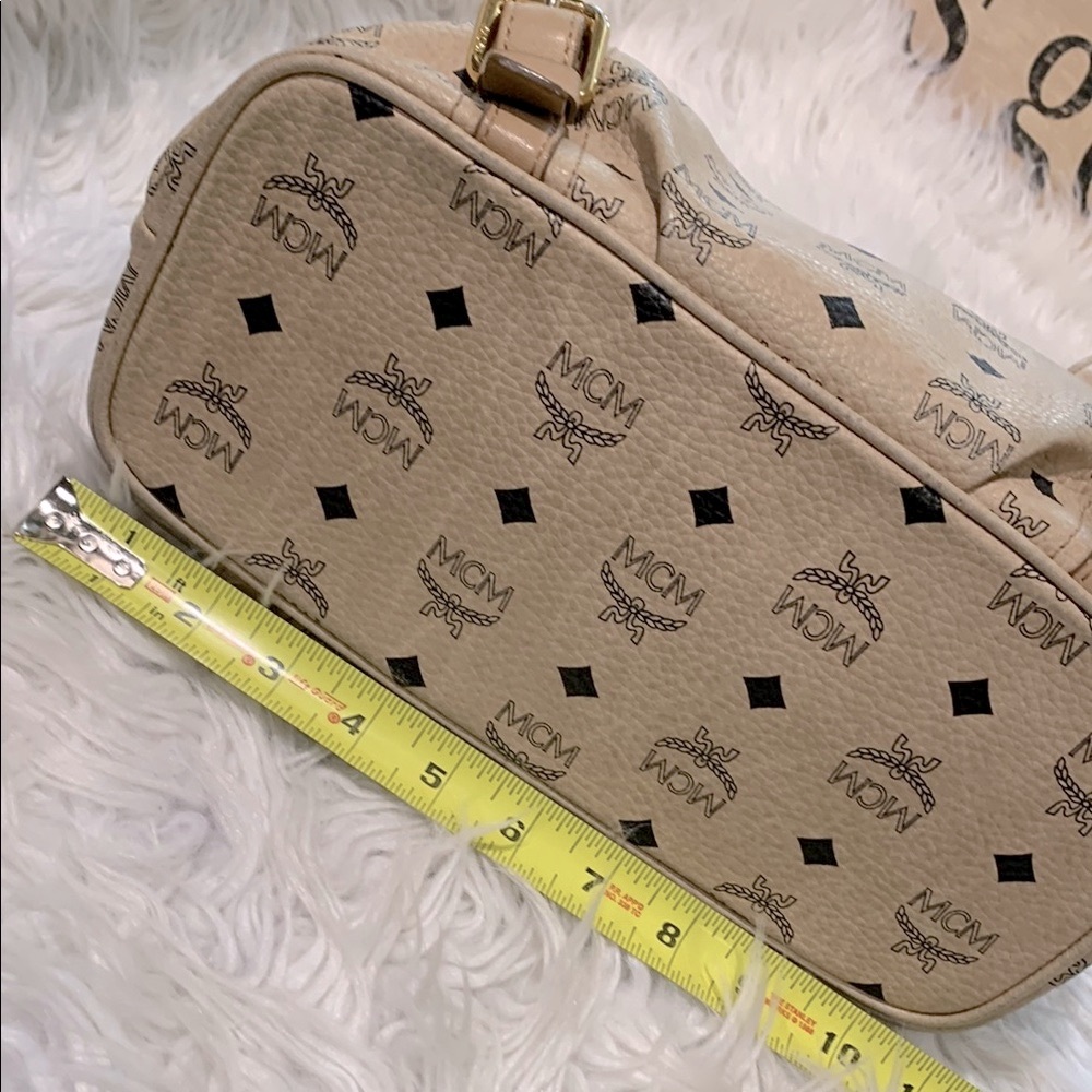 MCM Visetos Beige Monogram Tote/Crossbody Leather Bag Goldtone hardware Zip Top - Picture 14 of 16